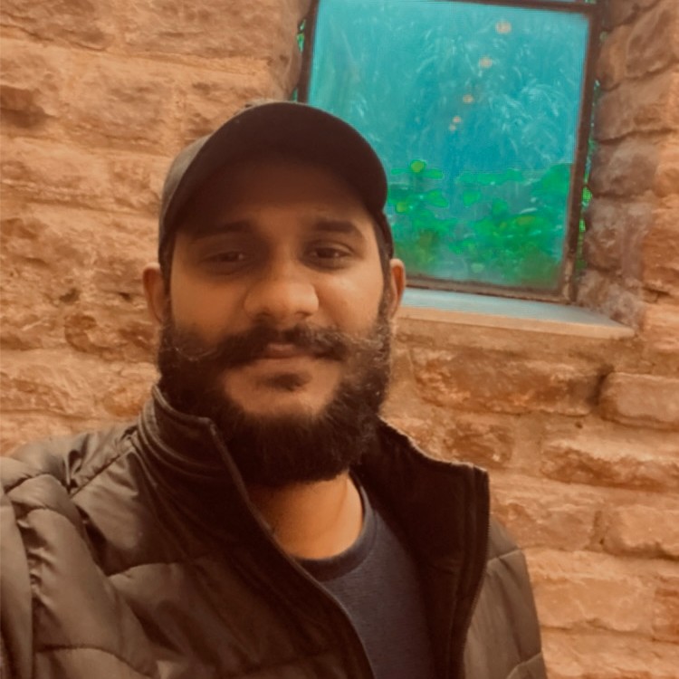 Praneeth Machukuri, WhatsApp API consultant